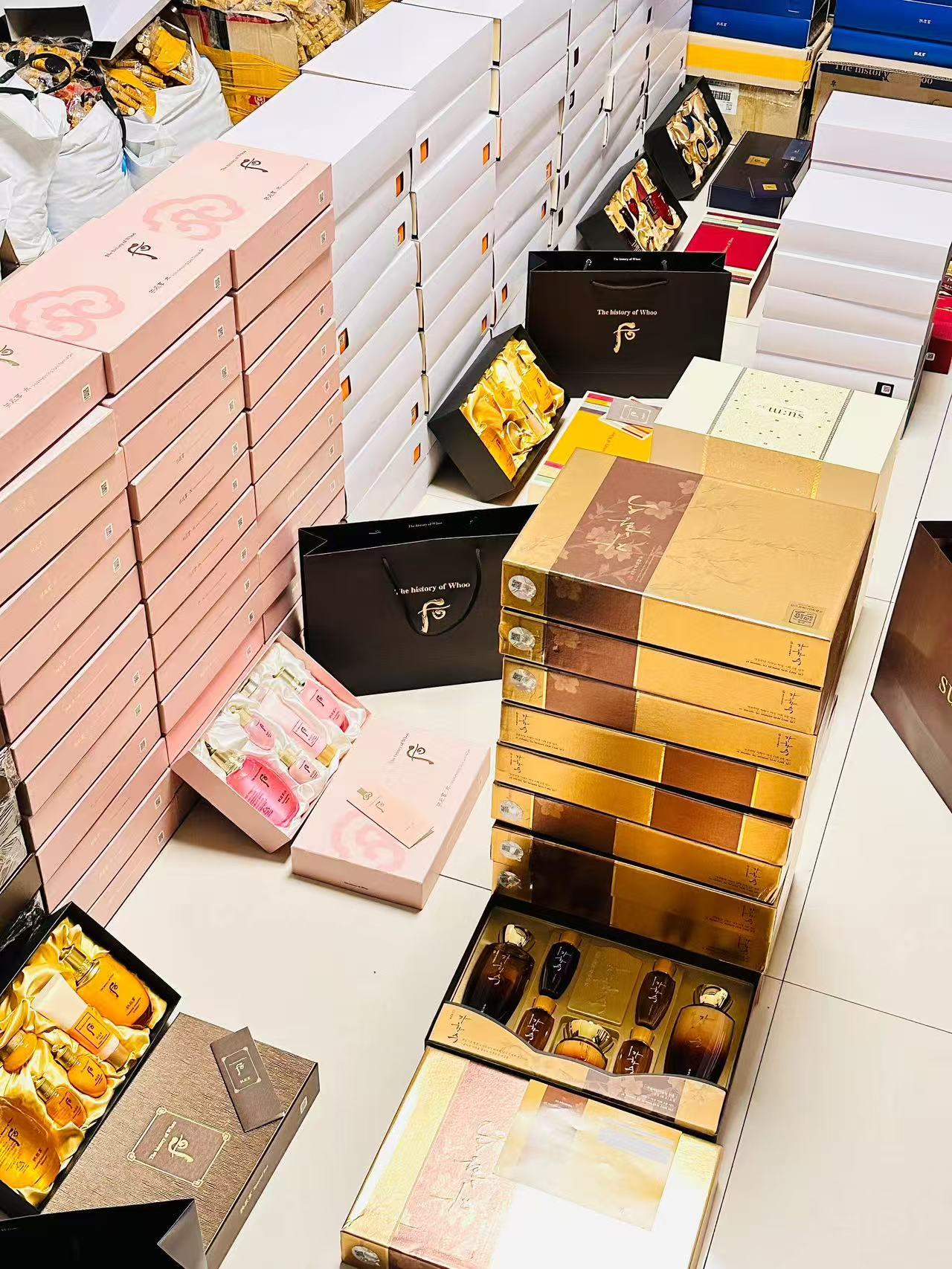 美妆产品与礼盒资料图 5