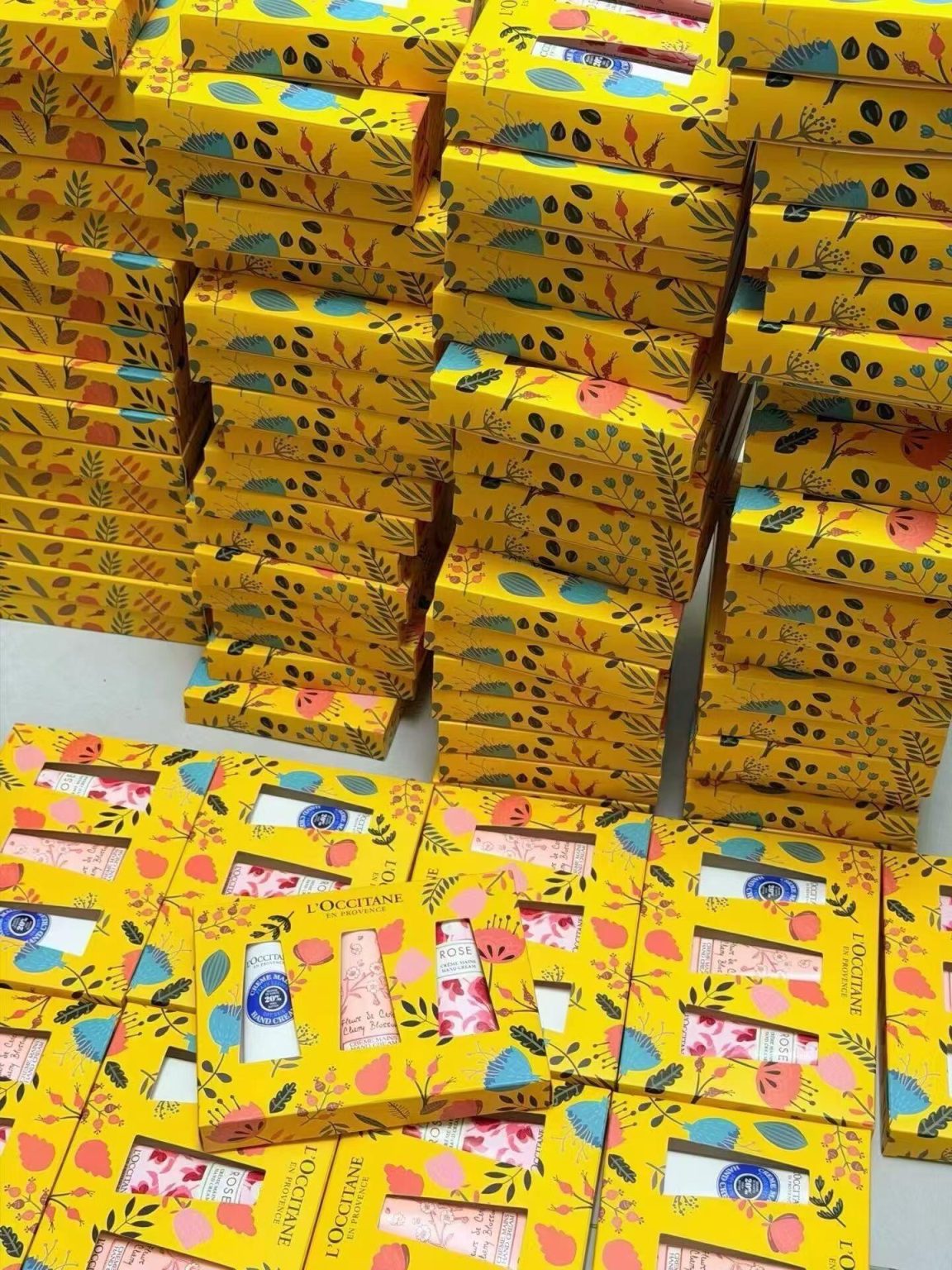 美妆产品与礼盒资料图 24